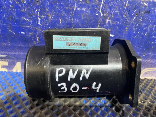 Расходомер NISSAN R'NESSA 1998