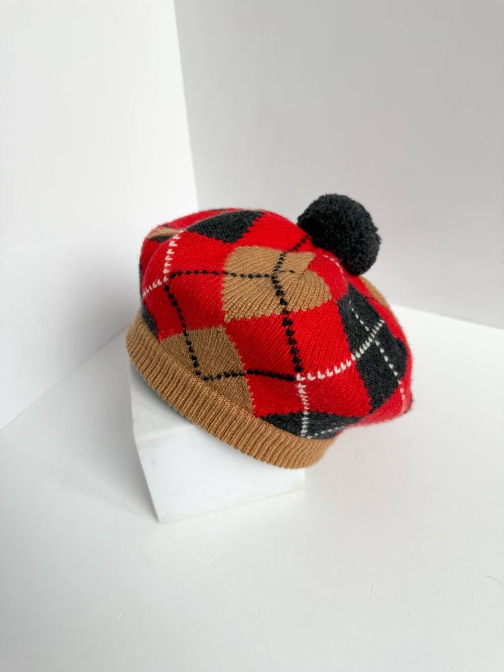 Новый шерстяной берет Burberry, 104