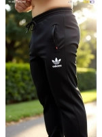 Брюки спортивные Adidas джоггеры на резинке трико прямые