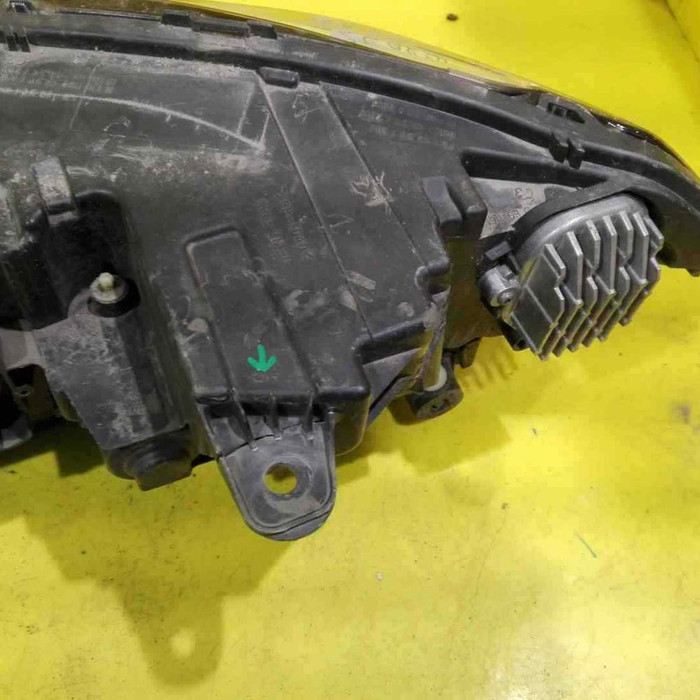 Фара правая Volvo XC90 2 (2014-2019) Full LED
