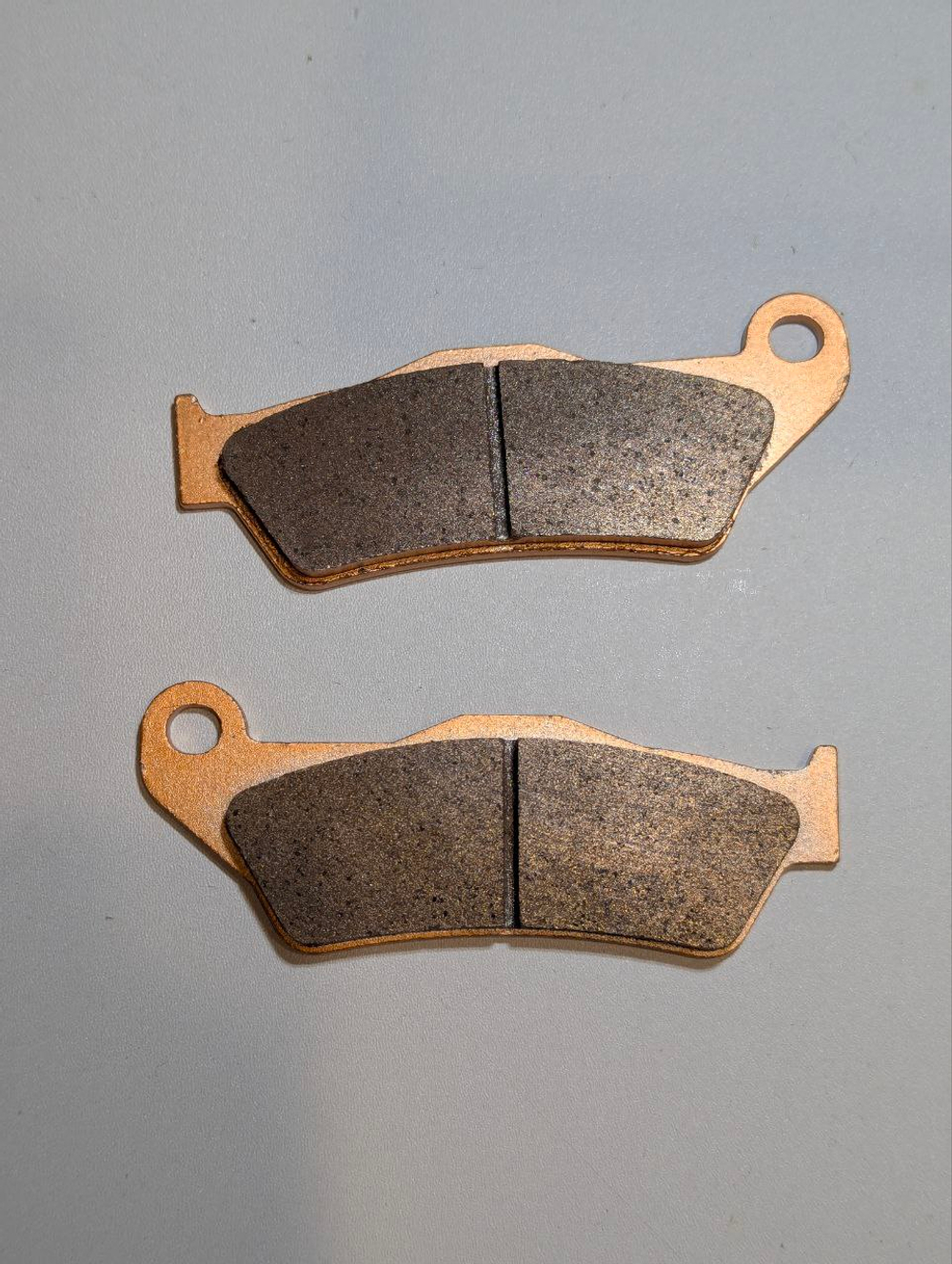 Тормозные колодки для мотоциклов KTM250 EXC 200 350 450 SX125 150 (gold передние)