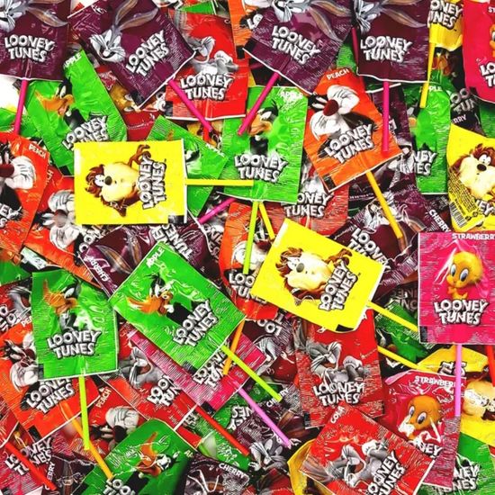 Леденец на палочке Looney Tunes ассорти, 7,25 г (Турция)