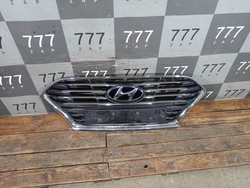 Решетка радиатора Hyundai Sonata 7 (LF) 17-19 Б/У Оригинал 86350E6710