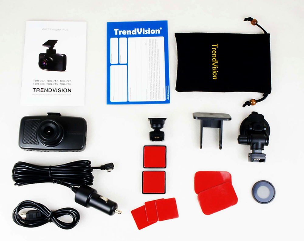 Автомобильный видеорегистратор TrendVision TDR-708P