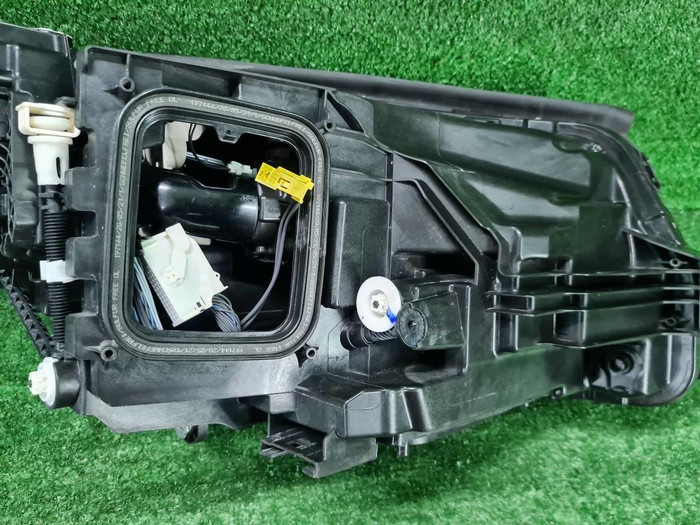 Фара левая Mercedes GLS x167 (19-23) Multibeam LED
