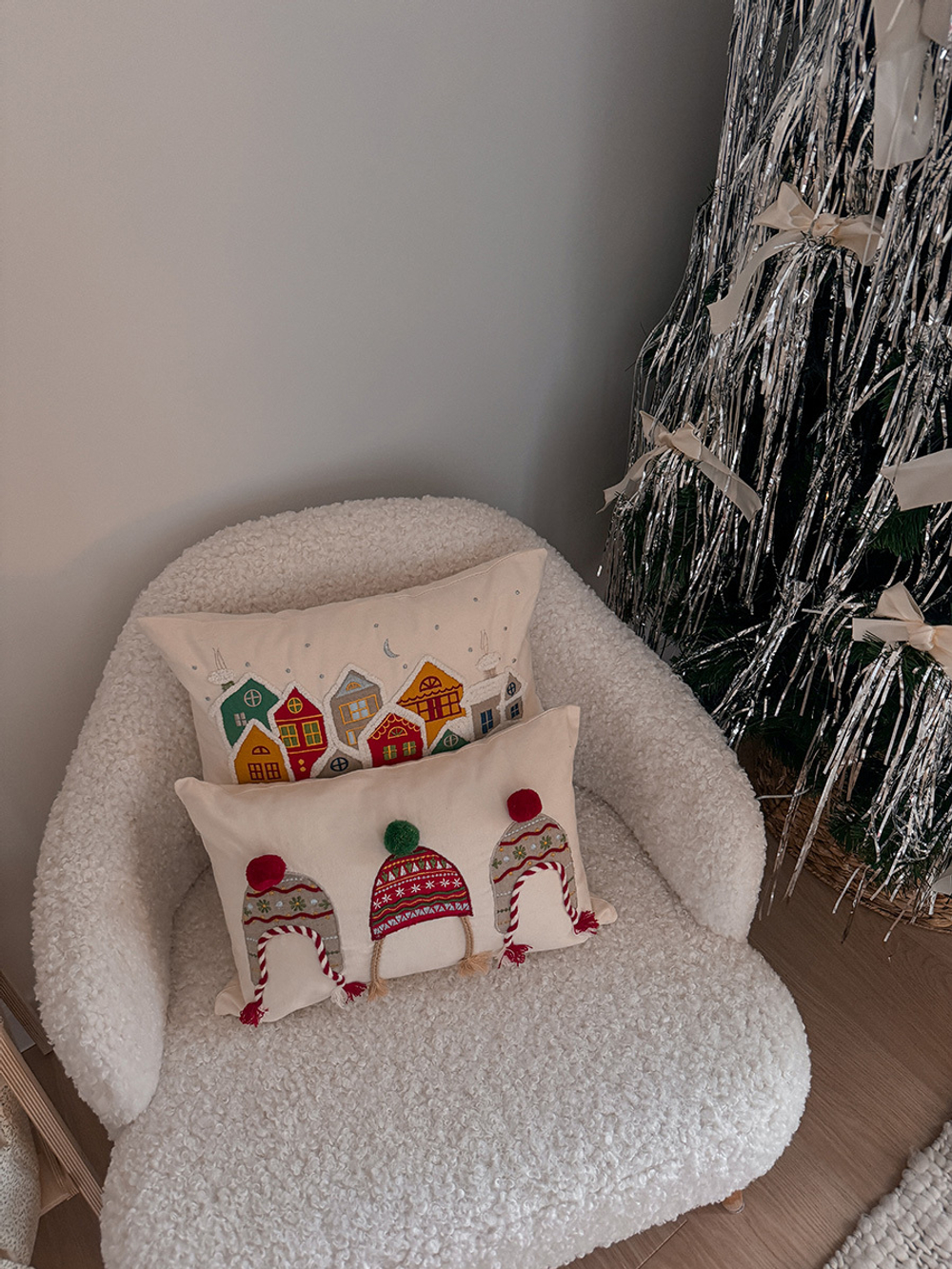 Чехол на подушку snowy village из коллекции new year essential, 30х45 см