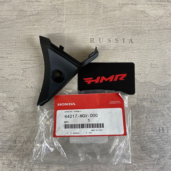 Honda Накладка стекла треугольник правая CBR 600 FA 64217-MGV-D00