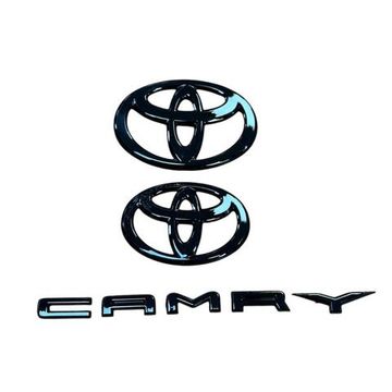Комплект чёрных глянцевых эмблем Toyota Camry 80 2023-2025