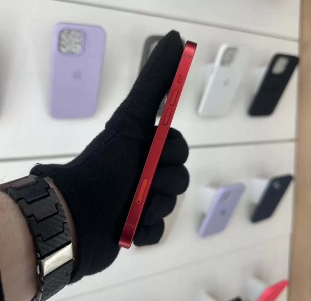 iPhone 13, 256 ГБ б/у