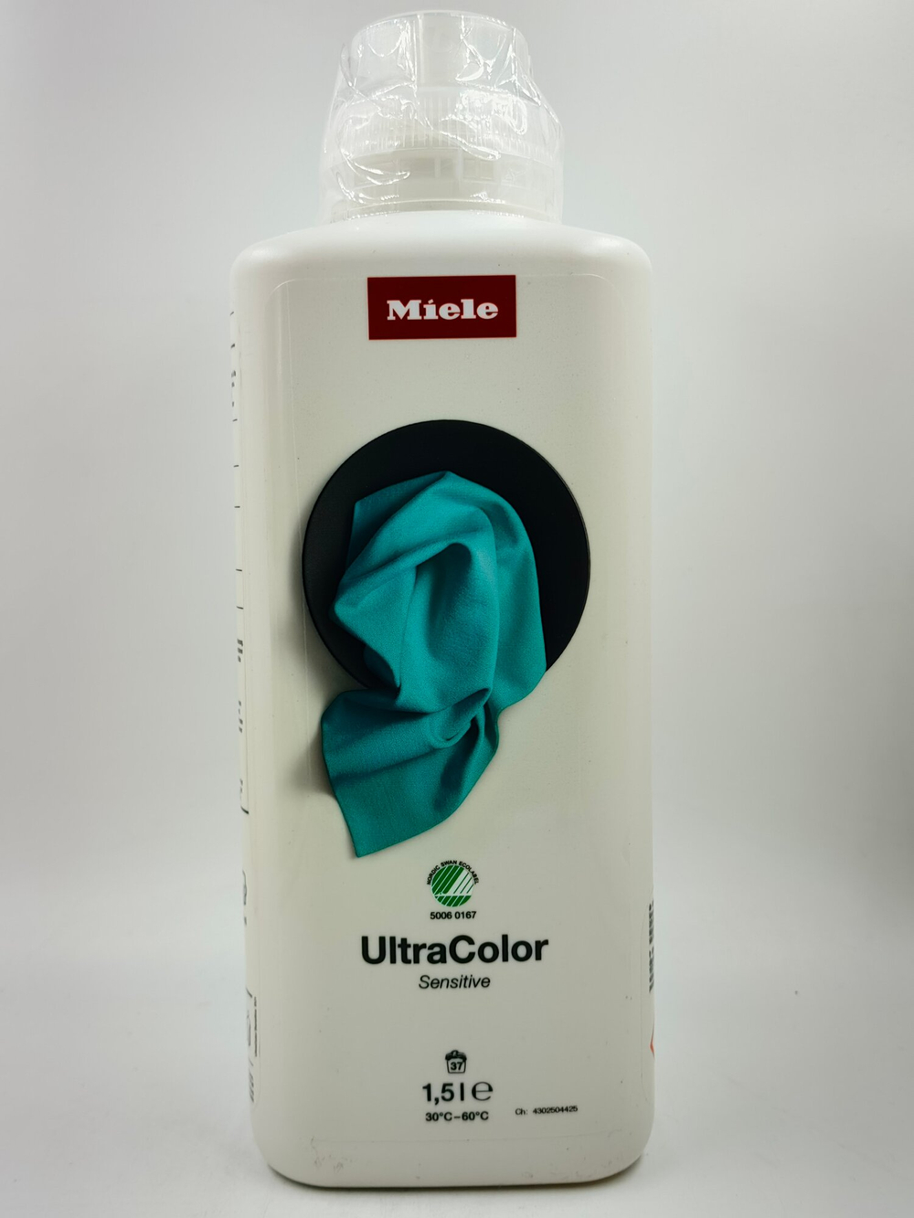 Жидкость для стирки Miele UltraColor Sensitive,  Не содержит отдушек и красителей 1.5 л