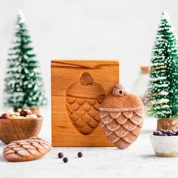 Форма для пряников и печенья Шишка (серия Новогодние игрушки)