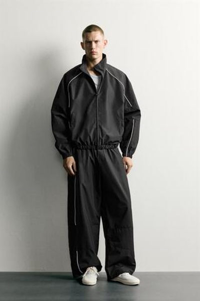 WATER-REPELLENT КУРТКА С КОНТРАСТНОЙ ОТДЕЛКОЙ — ZARA