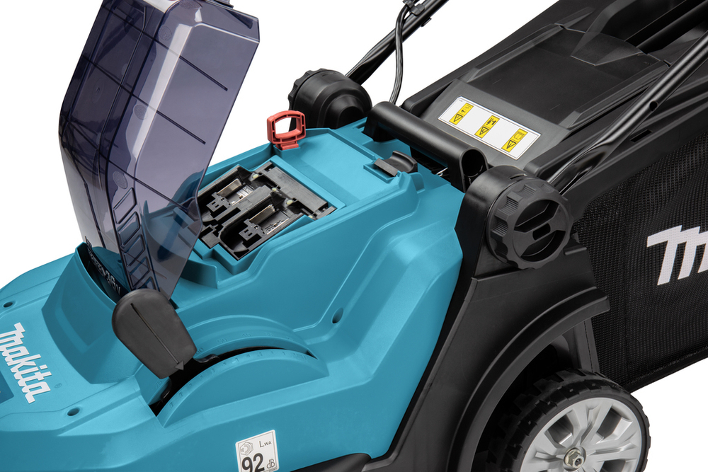 Аккумуляторная газонокосилка Makita DLM432CT2