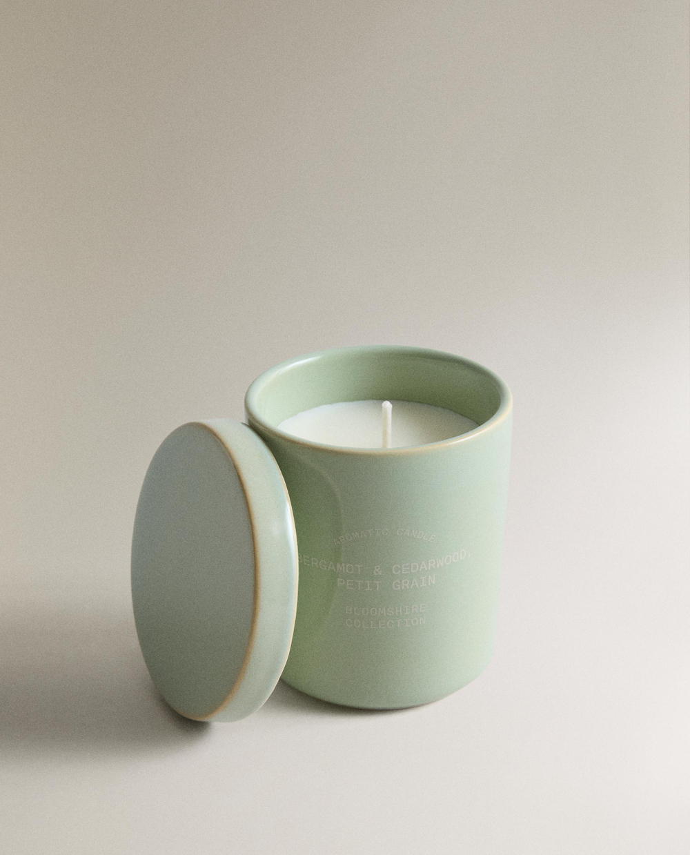 Свеча ароматическая Bergamot & Cedarwood 170 г Zara Home, фото 9