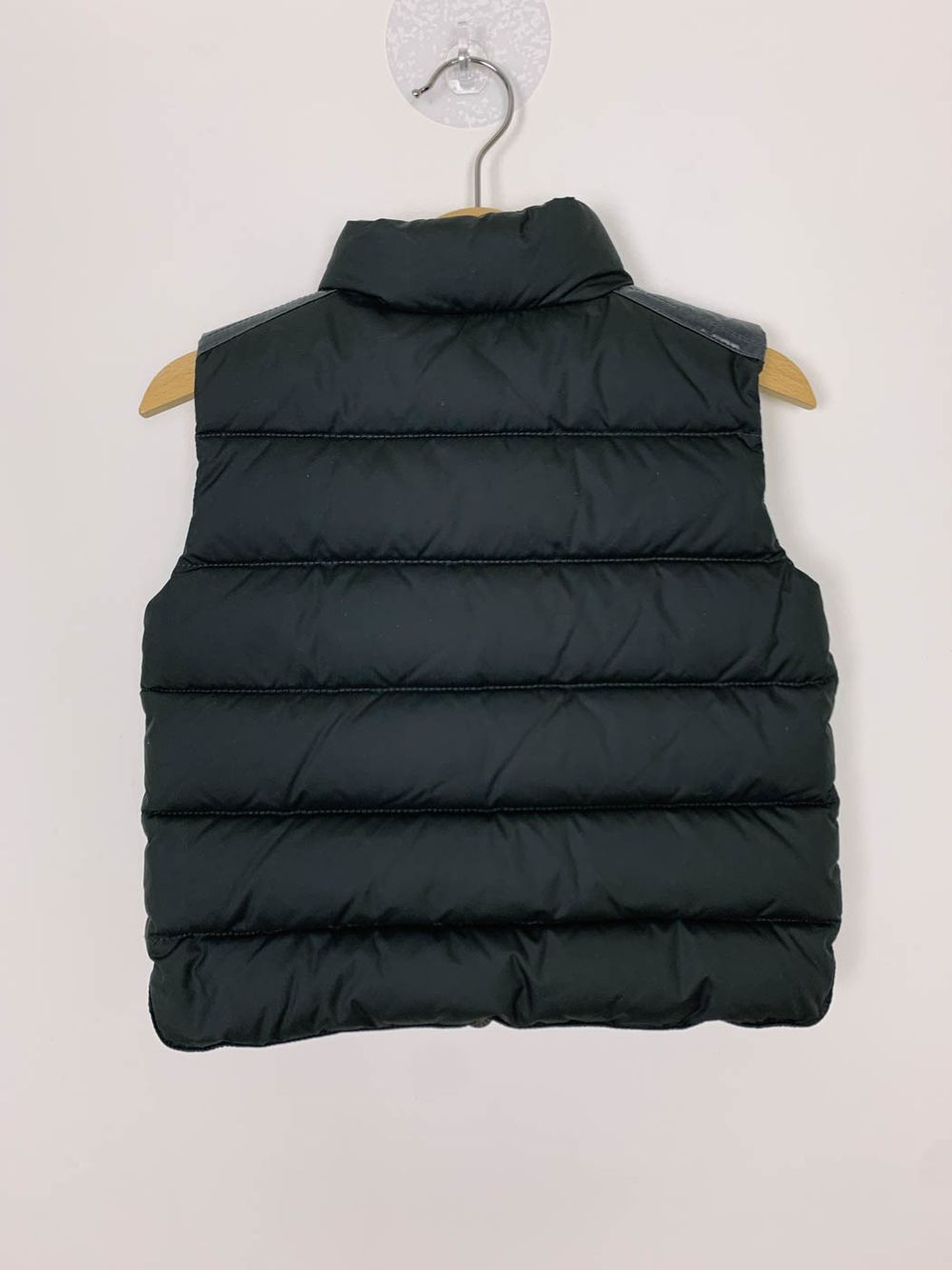 Жилет Moncler