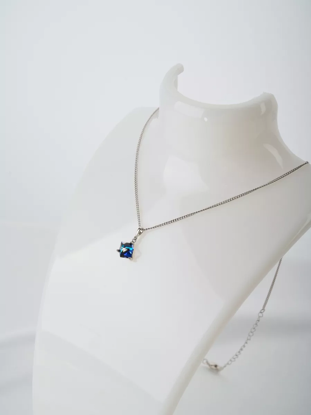 Кулон-кубик Миражи с синим кристаллом Swarovski