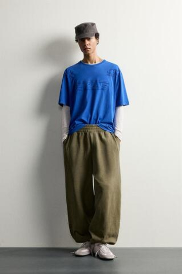 ZARA ФУТБОЛКА СВОБОДНОГО КРОЯ С НАШИВКАМИ, СИНИЙ