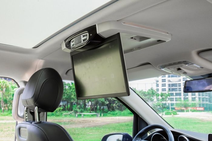 Монитор потолочный моторизированный для Mersedes-Benz V класс - ERGO ER15AMS-AUTO с экраном 15.6” (1920х1080 FullHD, Android, ) черн