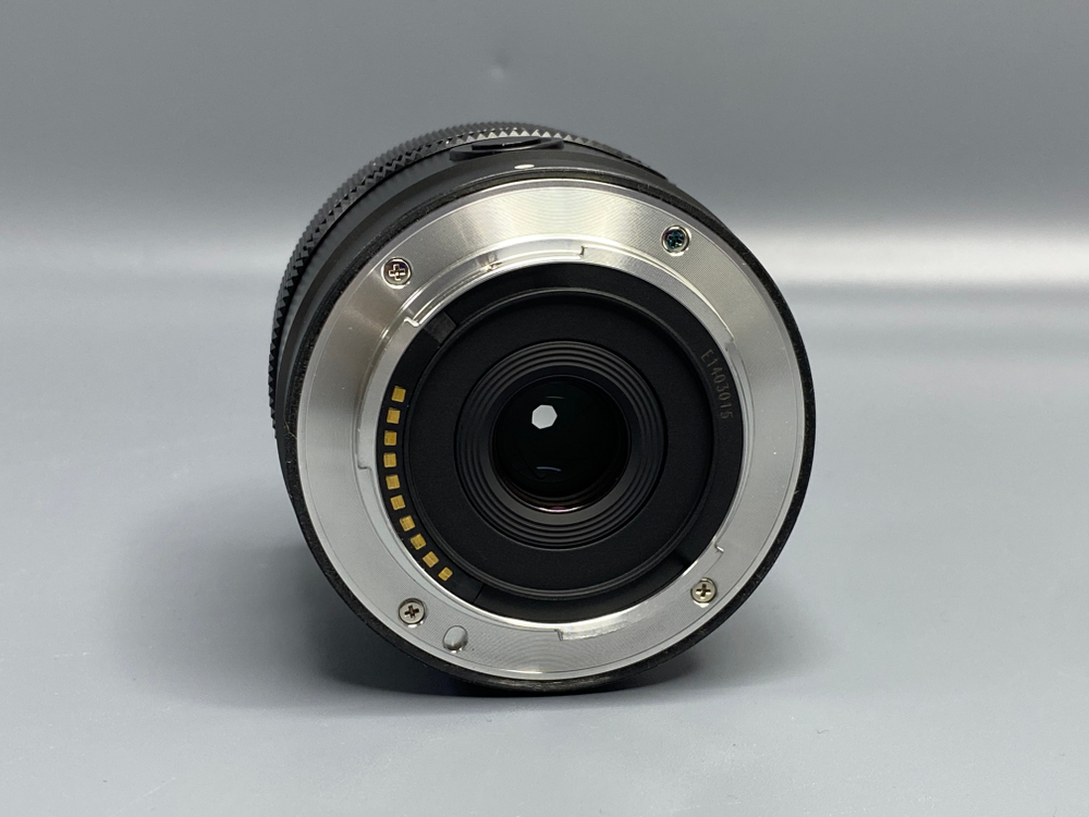 Yongnuo 11mm F/1.8 Sony E + BR-L1