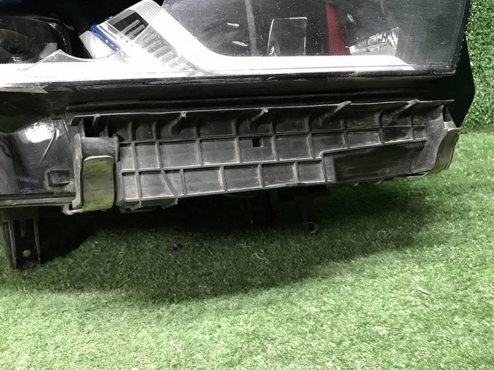 Фара правая BMW 6er G32 (2020-2023) Laser