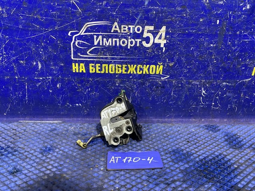 Замок двери задней левой TOYOTA CORONA 1988