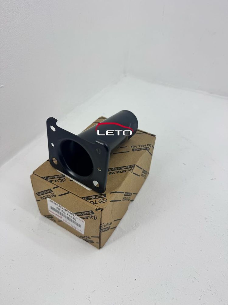BRACKET, FR BUMPER,52133-F4010 52133F4010