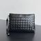 Клатч Bottega Veneta Intrecciato Prism Pouch, чёрный — фото 1 [ARMORS 28e0f120b510-001]