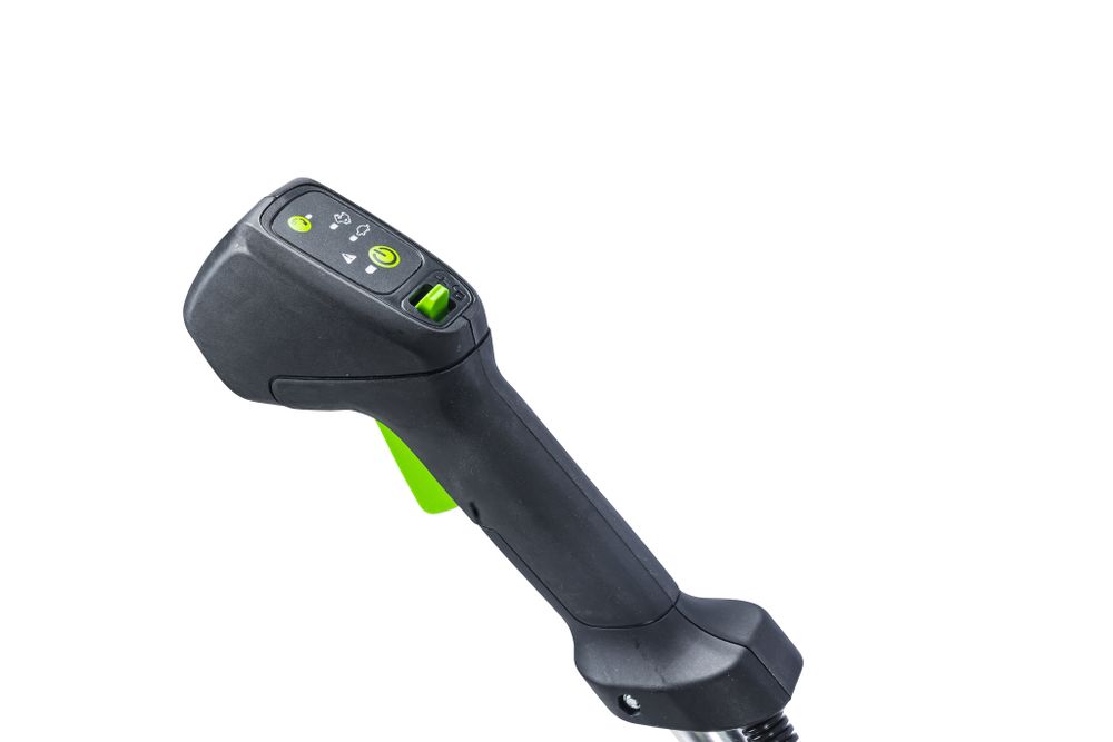 Аккумуляторный триммер Greenworks GD82BCBK5 Gen 2, 82v, 45 см, (2110707UB), с аккумулятором 5 А·ч и зарядным устройством