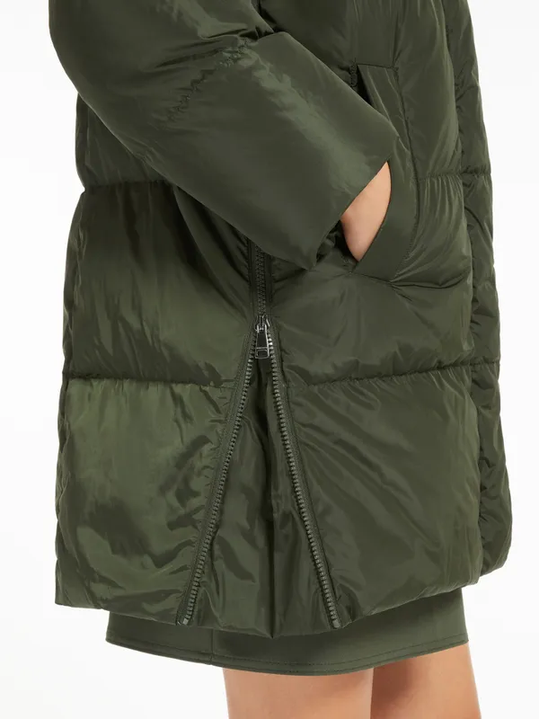 Пуховик женский WEEKEND MAX MARA NEWBEMBO