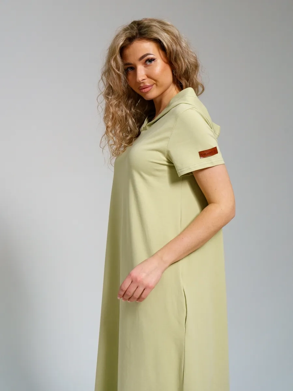 платье длинное летнее с капюшоном