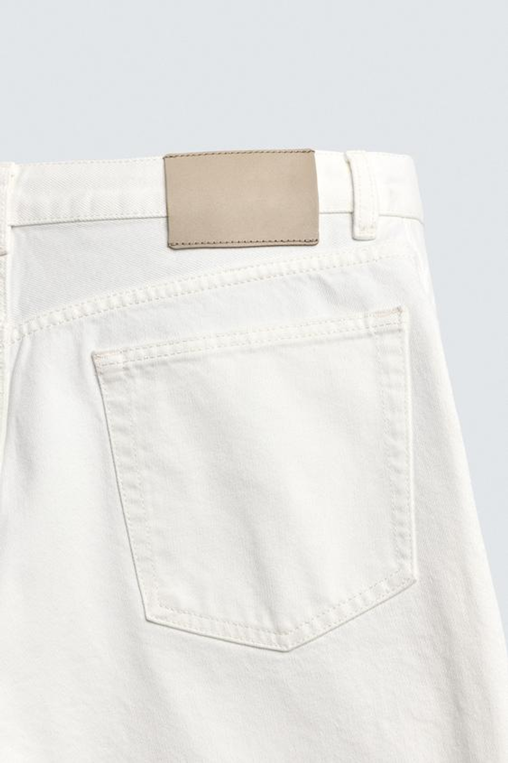 ZARA ДЖИНСЫ STRAIGHT FIT, БЕЛЫЙ