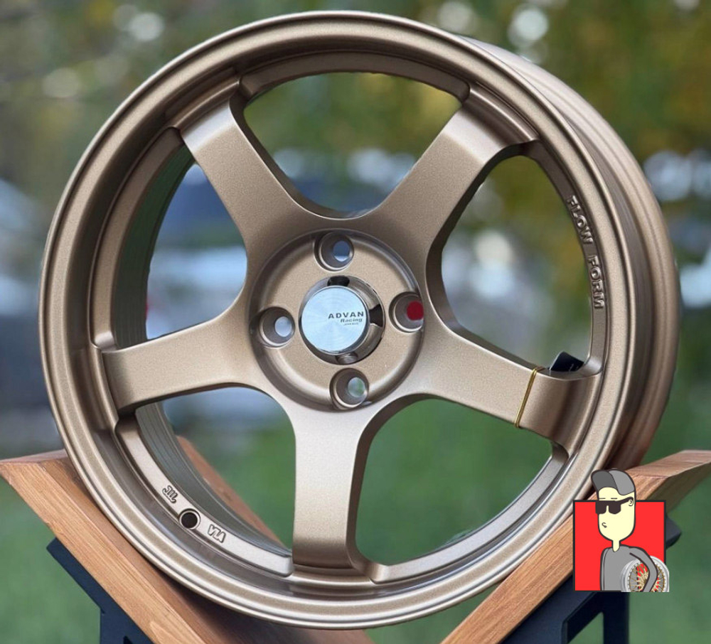 Комплект дисков Advan GT 16x7 et38 4x100