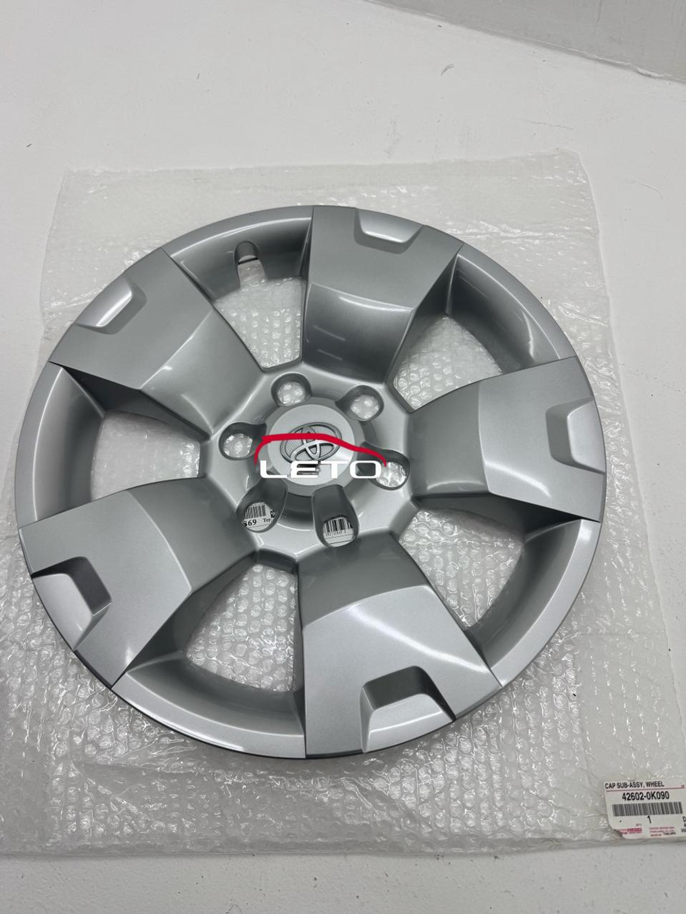 Колесный колпак 42602-0K090 426020K090
