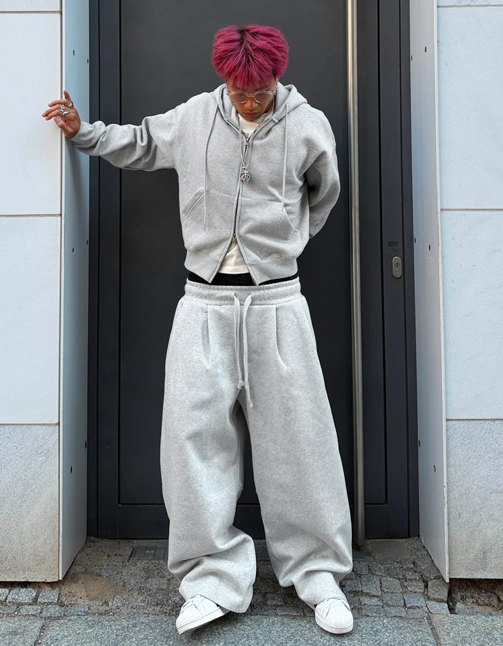 Мужские брюки super baggy fit со складками - BERSHKA