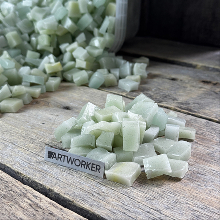 V1.K.light-green смальта разноформатная колотая светло-зеленых оттенков