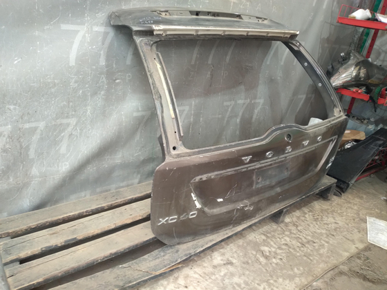 Крышка багажника Volvo XC60 1 08-17 Б/У Оригинал 31297533