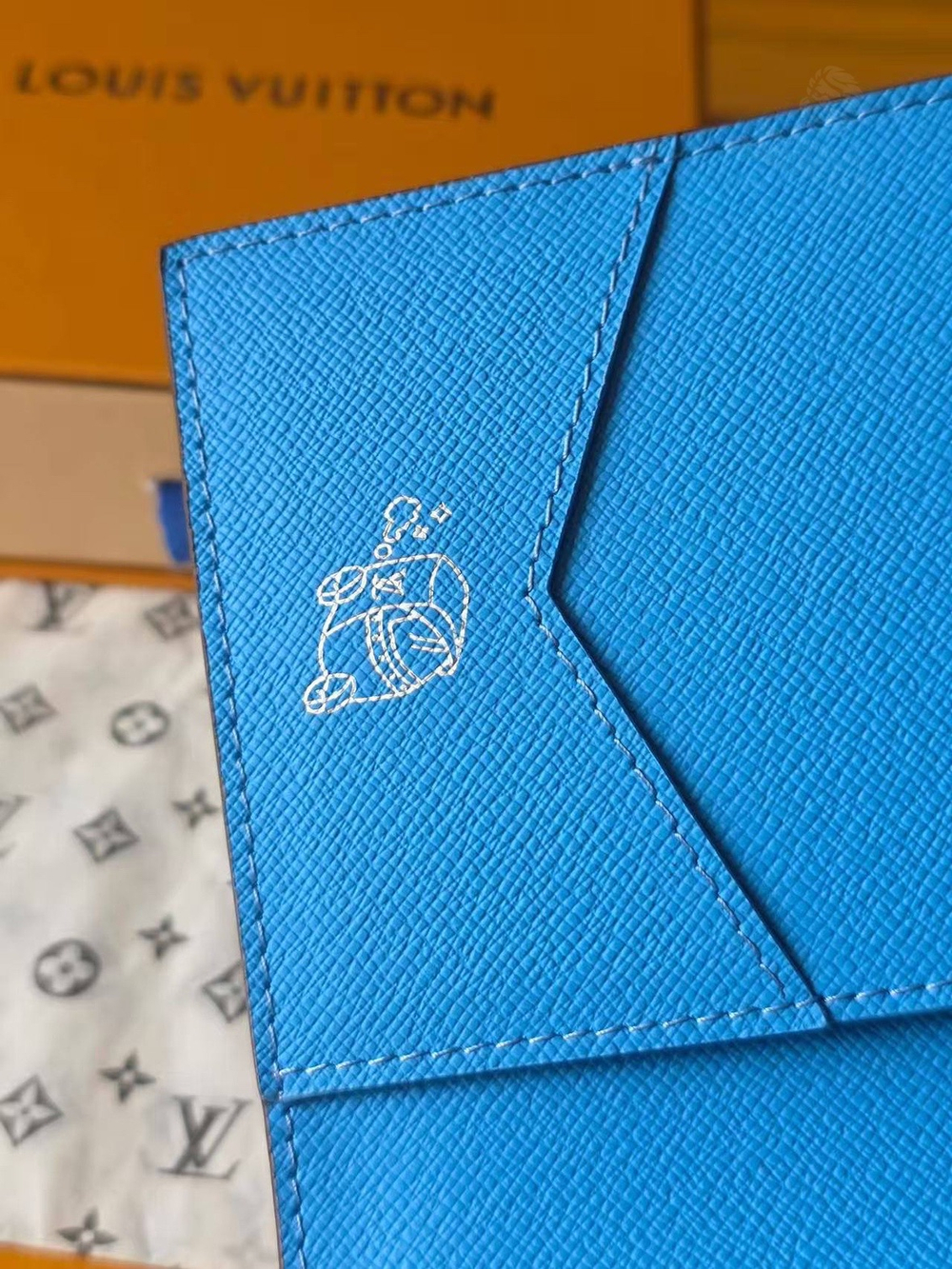 Обложка для паспорта Louis Vuitton