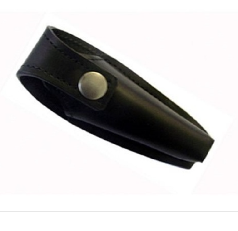 Black leather case for Yann Pennor's