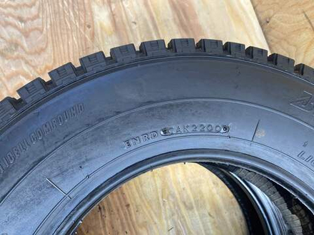 Bridgestone Blizzak VM4 165R13 LT 2шт.