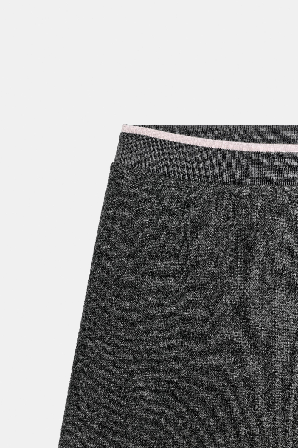 БРЮКИ ИЗ МЯГКОЙ ТКАНИ С КОНТРАСТНОЙ ПОЛОСКОЙ — ZARA