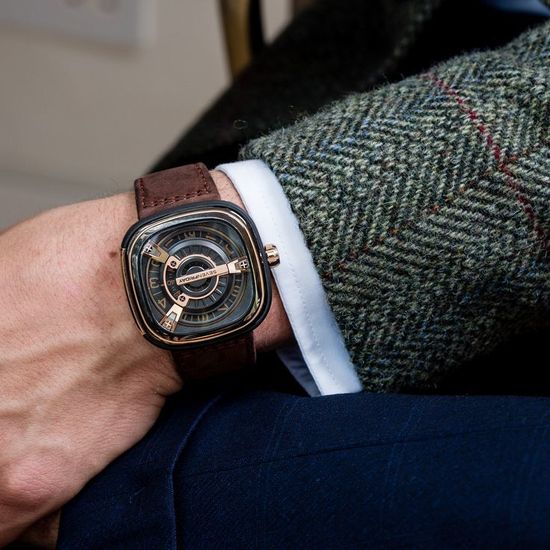 Наручные часы SEVENFRIDAY M2/02