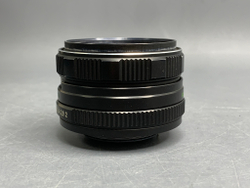 MC Helios-44M-7 внутри небольшой маслянистый развод