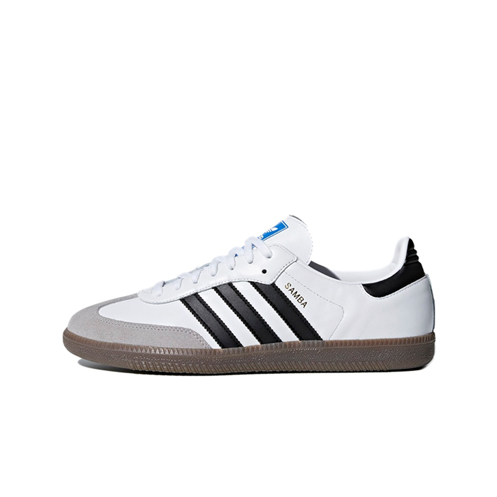 alt="adidas Samba OG Cloud White Core Black B75806 мужские кроссовки белые с черными полосками и gum-подошвой вид сбоку на белом фоне"