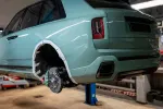 КАРБОН КЕРАМИЧЕСКАЯ УСИЛЕННАЯ ТОРМОЗНАЯ СИСТЕМА ДЛЯ ROLLS-ROYCE CULLINAN 2 Серии 2024+ Роллс Ройс