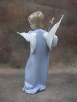 Статуэтка. Фарфор. Ангел с лирой. Lladro. Испания