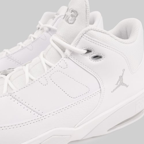 Кроссовки Jordan Max Aura 3 артикул:CZ4167-110 - купить в магазине Дайс