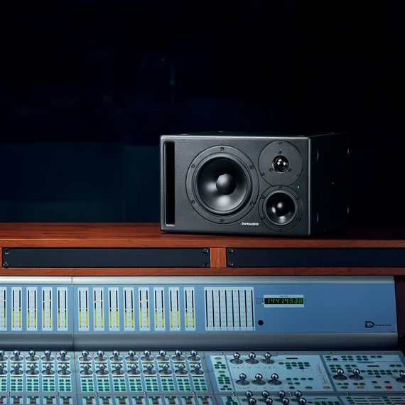 Dynaudio Core 47 R Black