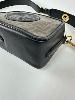Сумка Fendi Camera Case