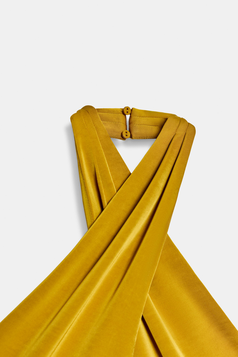 АТЛАСНОЕ ПЛАТЬЕ МИДИ ХАЛТЕР — ZARA