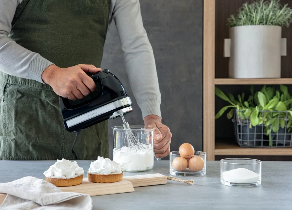 KitchenAid Ручной миксер черный EAN 5413184160340